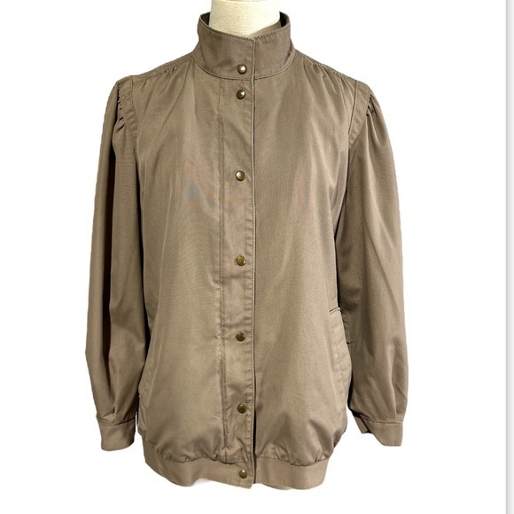 London Fog Jackets & Blazers - Vintage London Fog 2pc jacket khaki removable zip‎ liner women’s size 5/6 (1716)